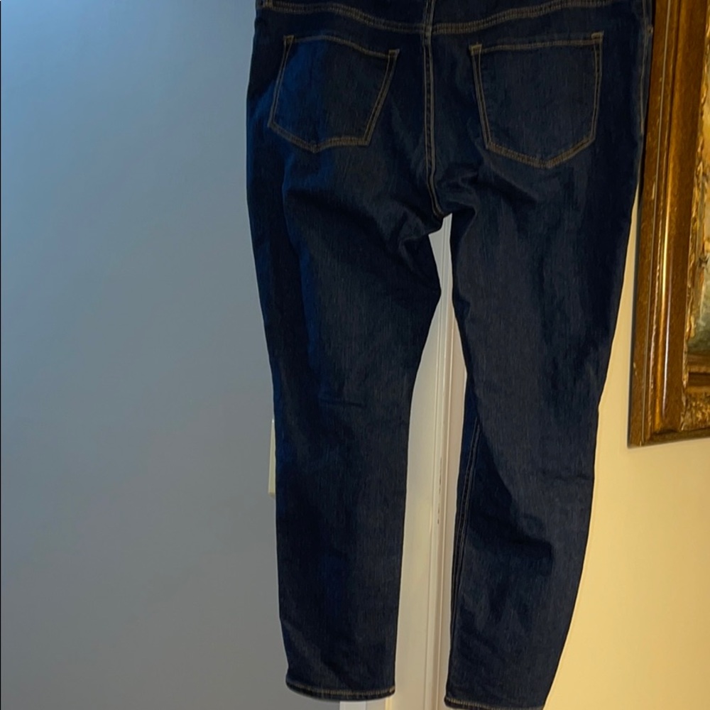 Old Navy Super Skinny Jeans - Picture 3 of 7